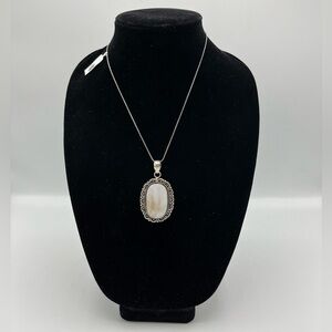NWT-Mother of pearl pendant German silver necklace